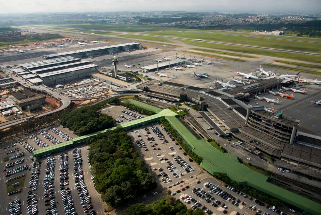 qual hotel mais proximo do aeroporto de guarulhos