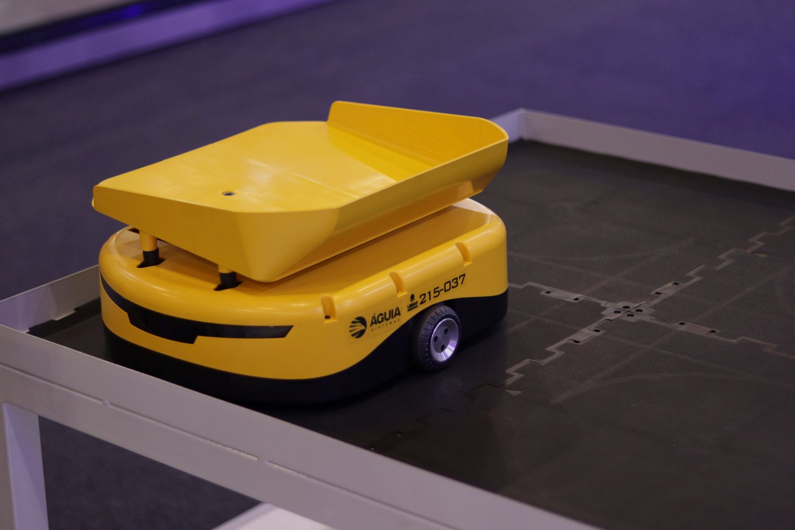 Automação Intralogística Brasil: Águia Sistemas e Libiao Robotics