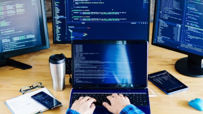 12 Mil Bolsas Gratuitas: Bootcamp de Tecnologia com Contratação