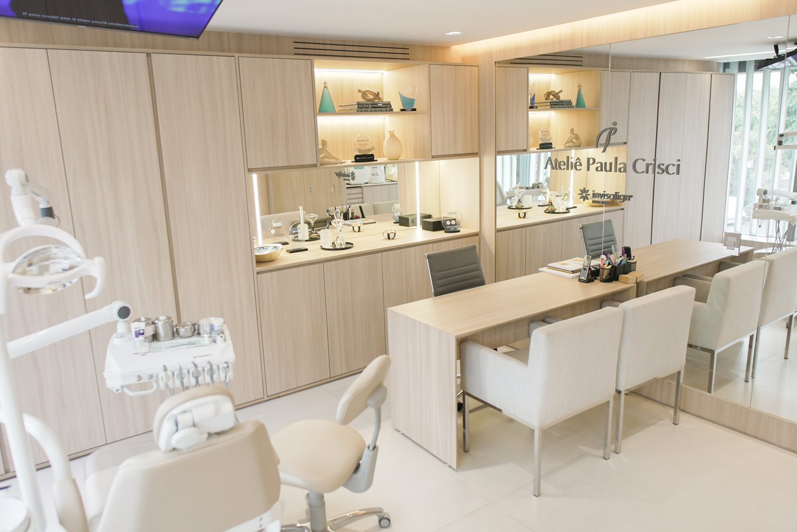 Ateliê Crisci Studio W: A Fusão Inovadora de Beleza e Odontologia Estética