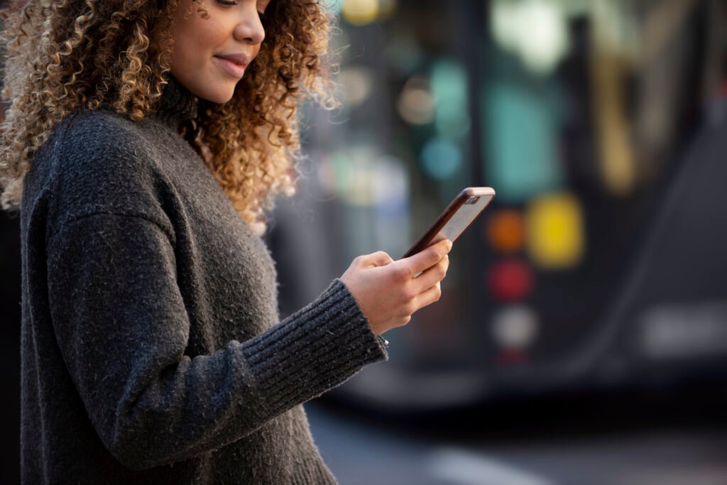 Marketing Conversacional 2025: IA Revoluciona Atendimento