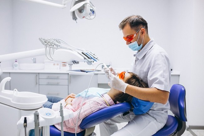 Gestão Financeira para Dentistas: O Perigo de Misturar Contas