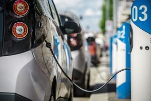 VCLs Elétricos: Crescimento de 51% Impulsiona Eletrificação de Frotas no Brasil