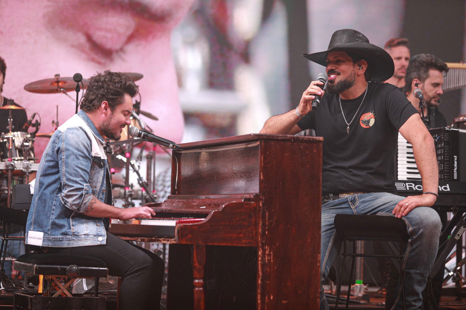 Band exibe show exclusivo de Fernando e Sorocaba neste sábado